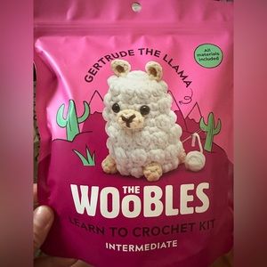 The Woobles Gertrude the Llama kit without crochet hook
